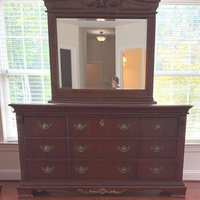 Vintage Style Non-Drawer Dresser With Mirror