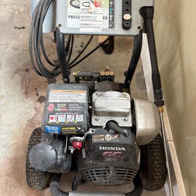 Simpson 3200 PSI Power Sprayer