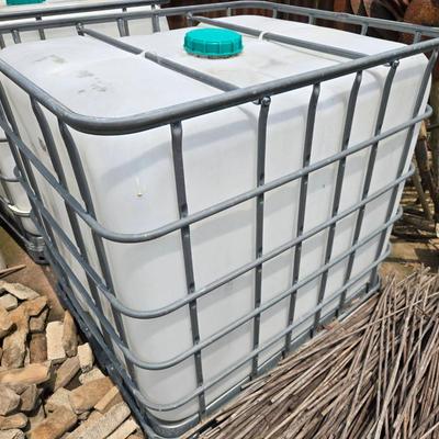 1 Food Grade Liquid Storage Tank 