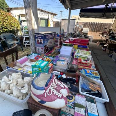 Estate sale photo