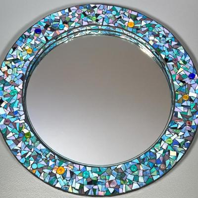 Mirror | Mosaic mirror with cut glass pieces and stone accents. - dia. 24 in
