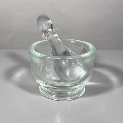 BLOWN GLASS MORTAR & PESTLE | No apparent signature - h. 4 x dia. 5.5 in (mortar)
