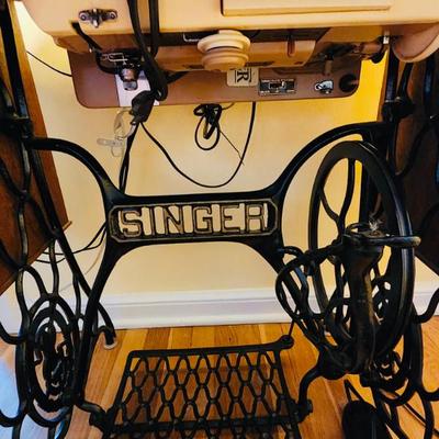 Singer sewing machine