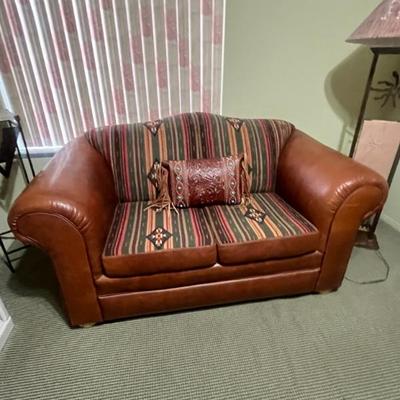 Sale Photo Thumbnail #153