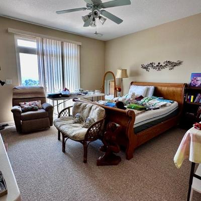 Sale Photo Thumbnail #34
