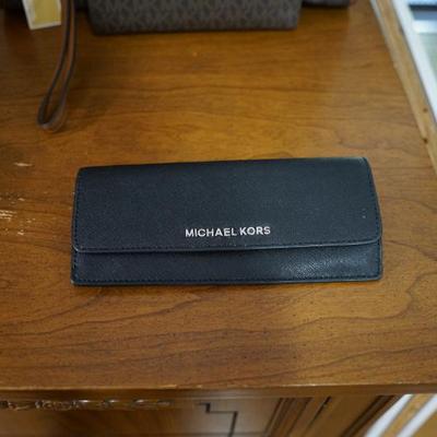 Sale Photo Thumbnail #30