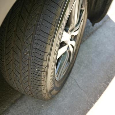 Sale Photo Thumbnail #22: Bridgestone duelers