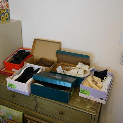 Sale Photo Thumbnail #137