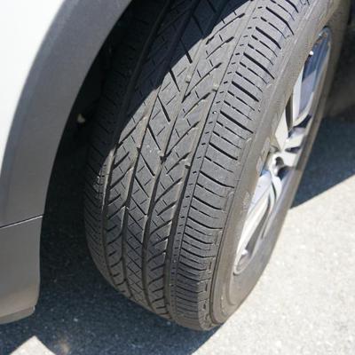 Sale Photo Thumbnail #21: 75 % tread