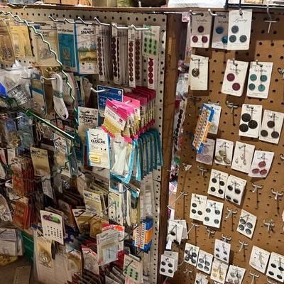 Sale Photo Thumbnail #145