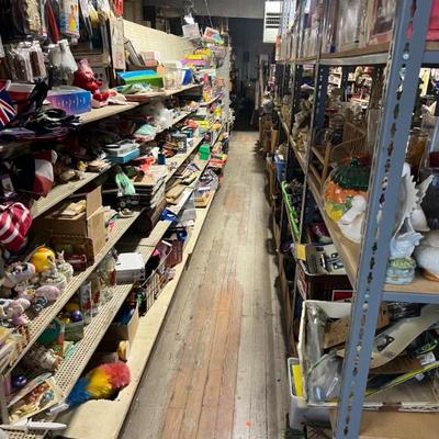 Sale Photo Thumbnail #189