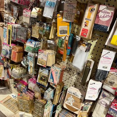 Sale Photo Thumbnail #150