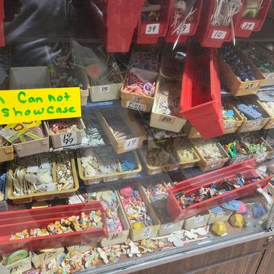 Sale Photo Thumbnail #136