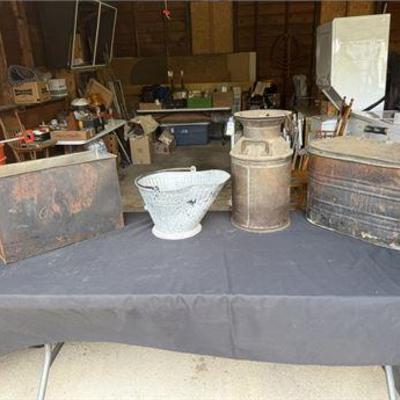 Estate sale photo