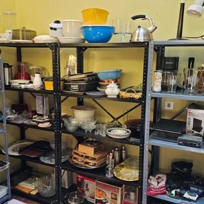 Various housewares