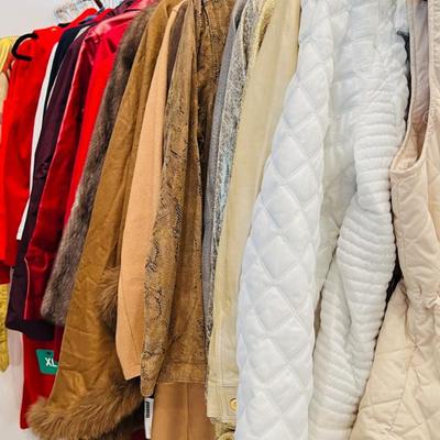 Sale Photo Thumbnail #107