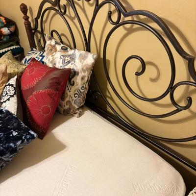 Sale Photo Thumbnail #77