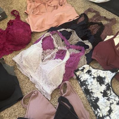 Sale Photo Thumbnail #389