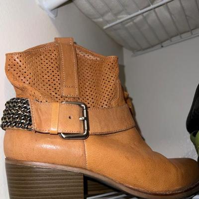 Sale Photo Thumbnail #25
