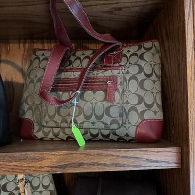 Sale Photo Thumbnail #46