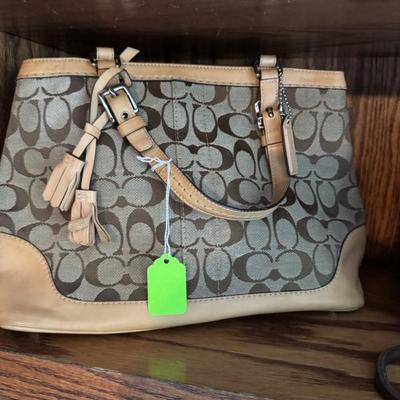 Sale Photo Thumbnail #44