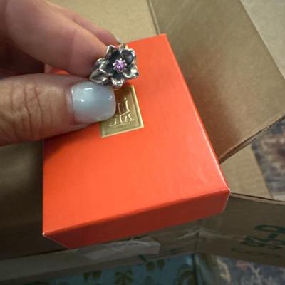 Sale Photo Thumbnail #37
