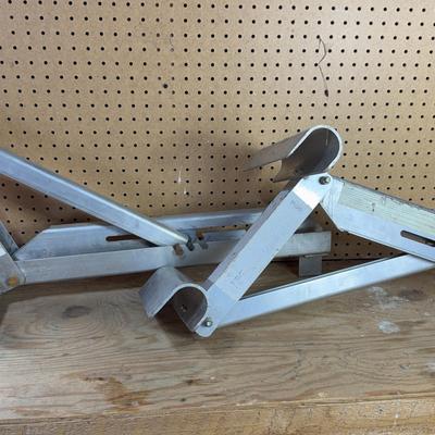 Pair of Aluminum Ladder Jacks 