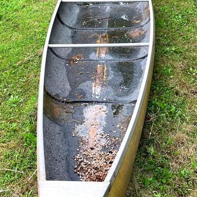 16 Foot Fiberglass Canoe