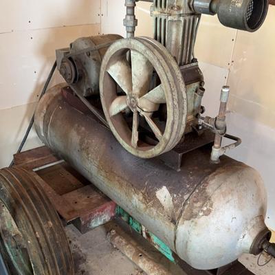 Vintage Air Compressor - Works & Operates Well! 