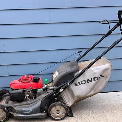 Honda HRX 217 Lawn Mower