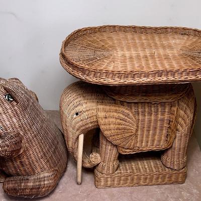 Unique Wicker Interior Decor Pieces 