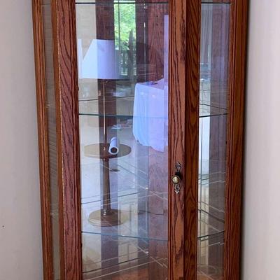 Corner Style Curio Cabinet Hutch