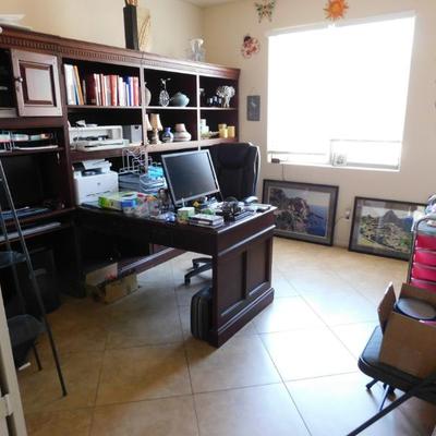 Sale Photo Thumbnail #64: Five piece office setup