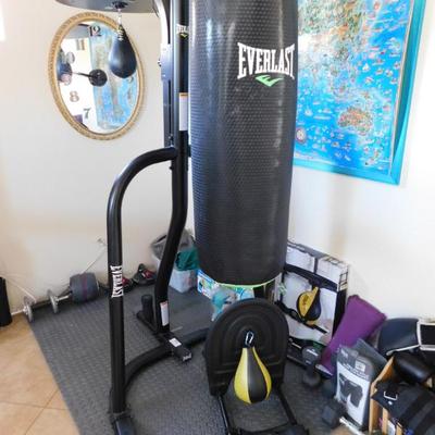 Sale Photo Thumbnail #95: Heavy bag
