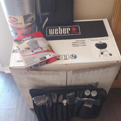 Sale Photo Thumbnail #9: small Weber grill new in box