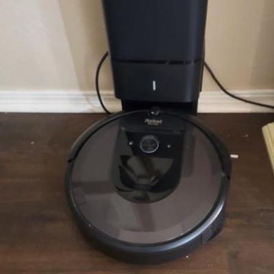 Sale Photo Thumbnail #35: vacuum