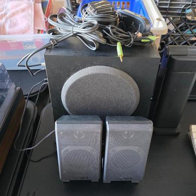Computer speakers with subwoofer