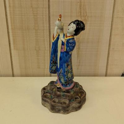 Lot #68 - Japanese Kutani Porcelain Geisha Okimono Statue