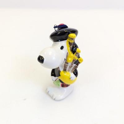 Lot #102 - Vintage 1966 Peanuts Snoopy Ceramic Bagpipes Scottish Christmas Ornament