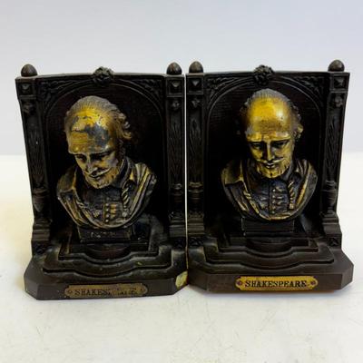 Lot #26 - Vintage William Shakespeare Bookends