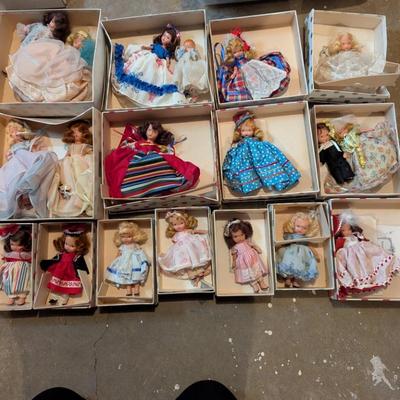 Lot #231 - Large Lot of Storybook Dolls