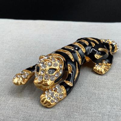 Bold Tiger Brooch