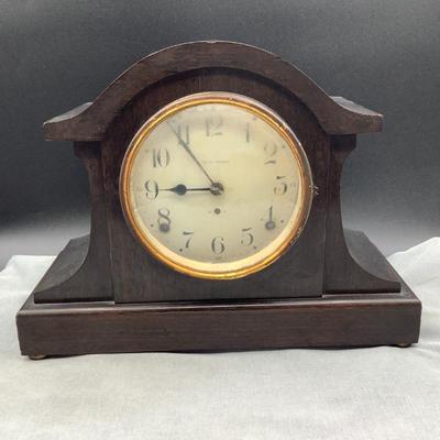 Mantle clock