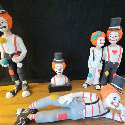 Eduardo Chalkware Clowns
