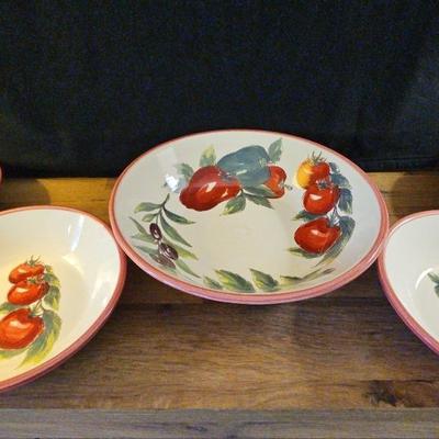 Williams - Sonoma, Five Piece Pasta Bowl Set