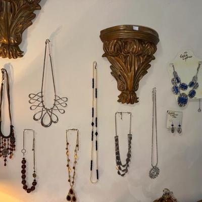 Sale Photo Thumbnail #167