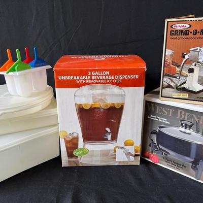Mystery Lot: Vintage Tupperware + Fondue Pot