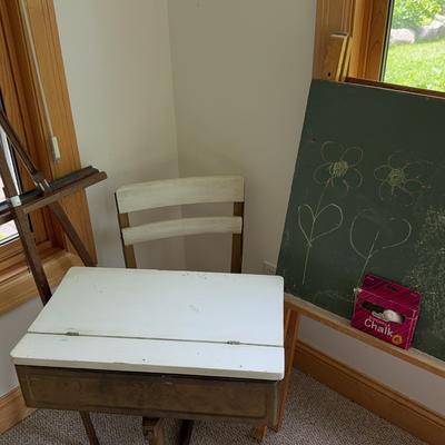 Vintage Desk Set And Art Stations 