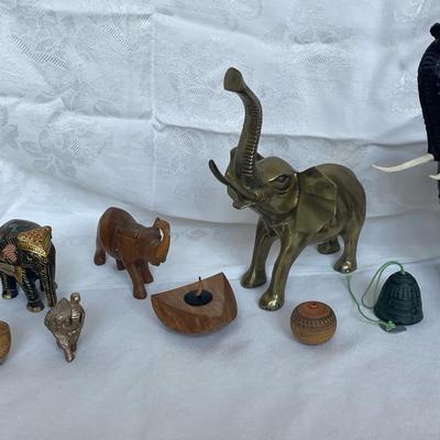 Elephants 