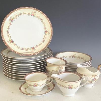 Japanese Augusta Asama Shape Meito China, Vintage 12 Place Settings